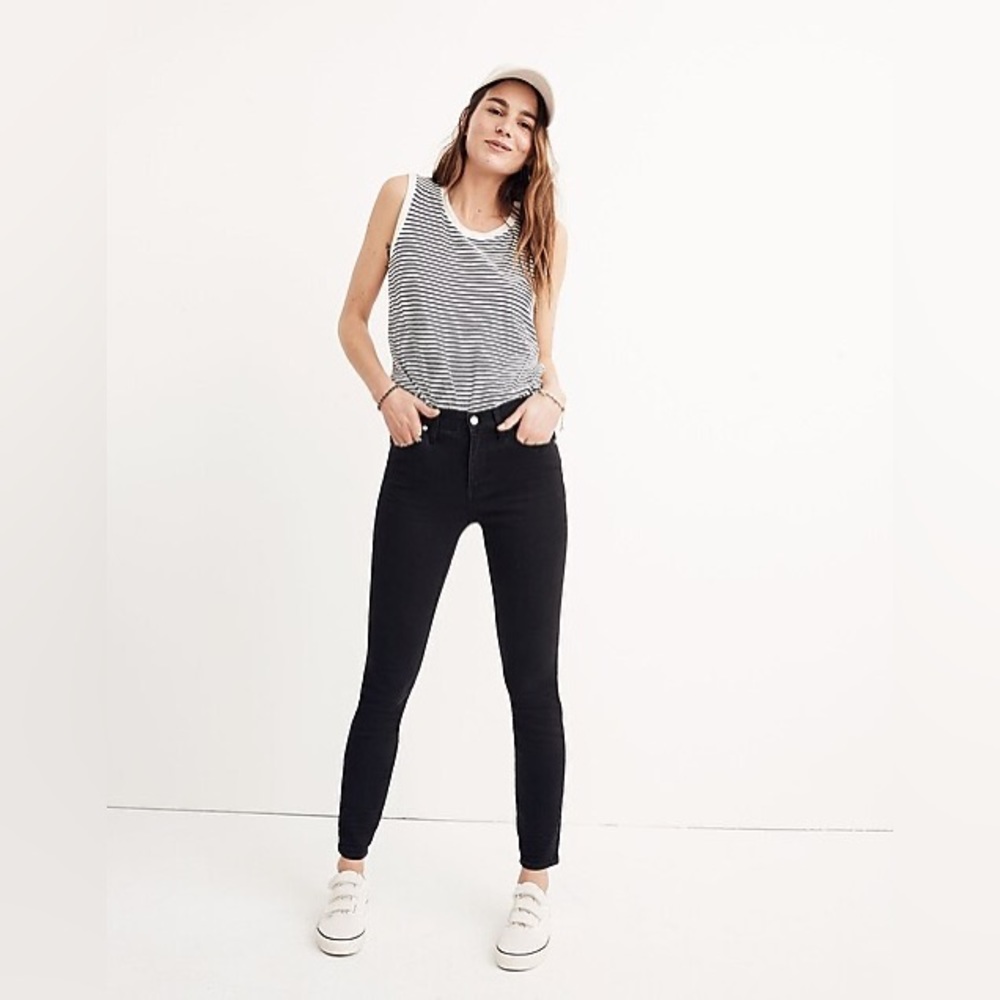 Madewell 9” Mid-Rise Skinny Jeans in Lunar Wash
